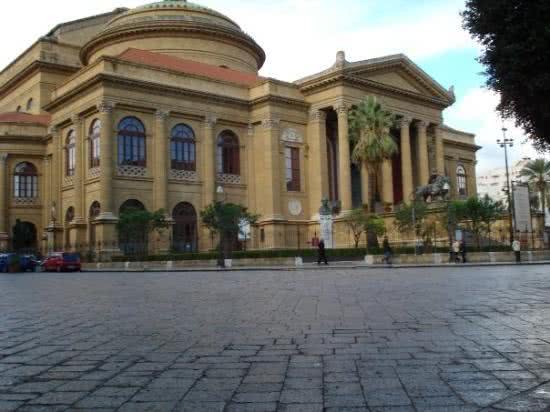 palermo-italia-teatro