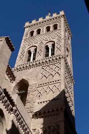 iglesia_parroquial_de_santa_maria_magdalena_de_zaragoza